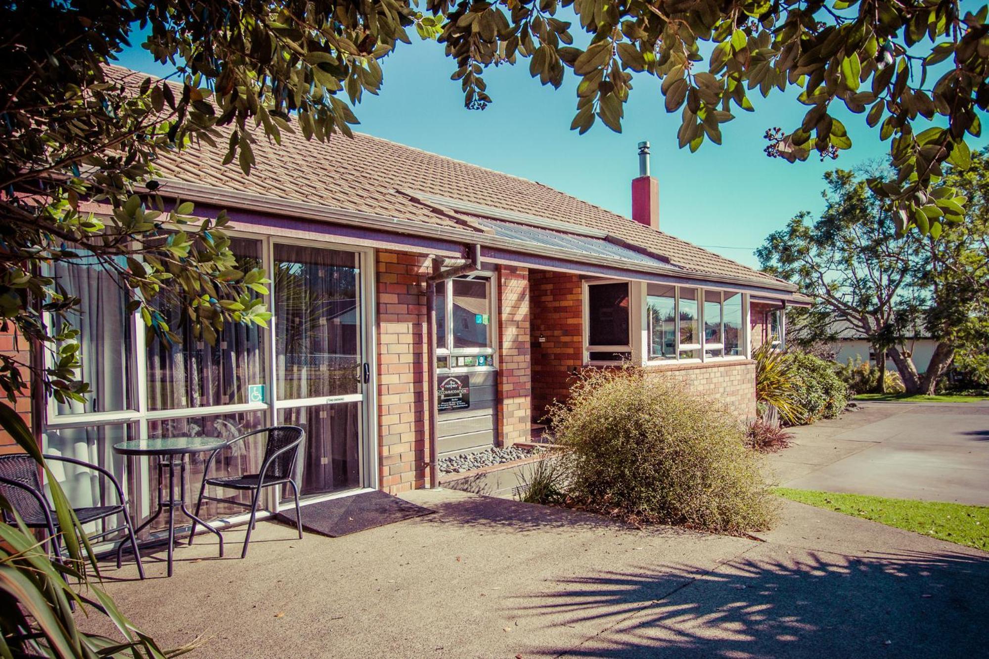 The Nunnery Hotell Te Aroha Exteriör bild