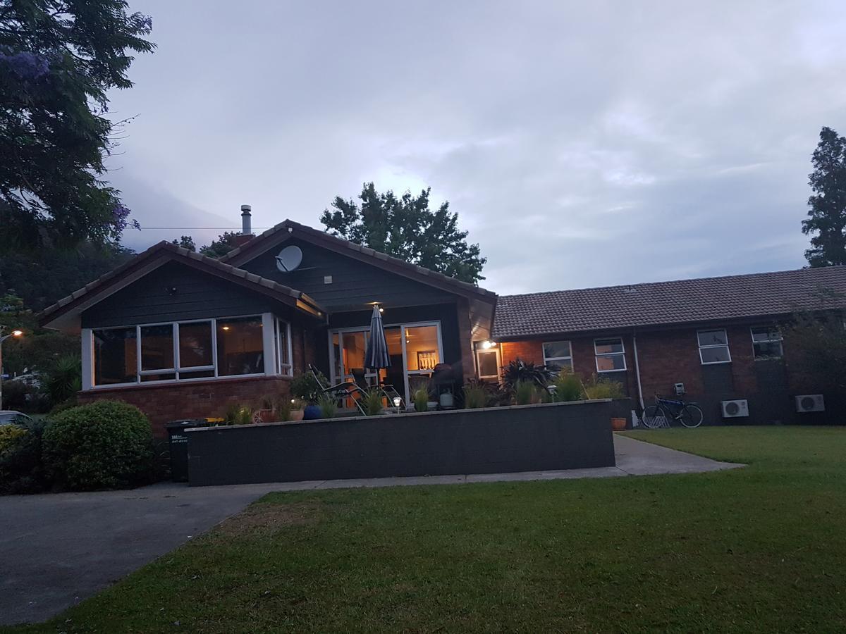 The Nunnery Hotell Te Aroha Exteriör bild
